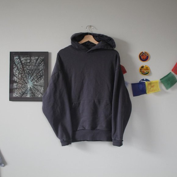 Other - Super high quality boxy hoodie! Size L! Nice blank.